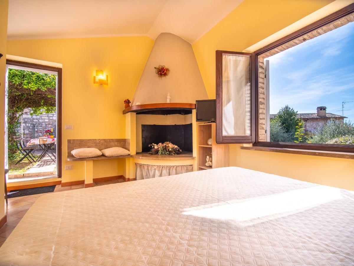 Hotel Terrazza Santa Chiara à Assise Extérieur photo